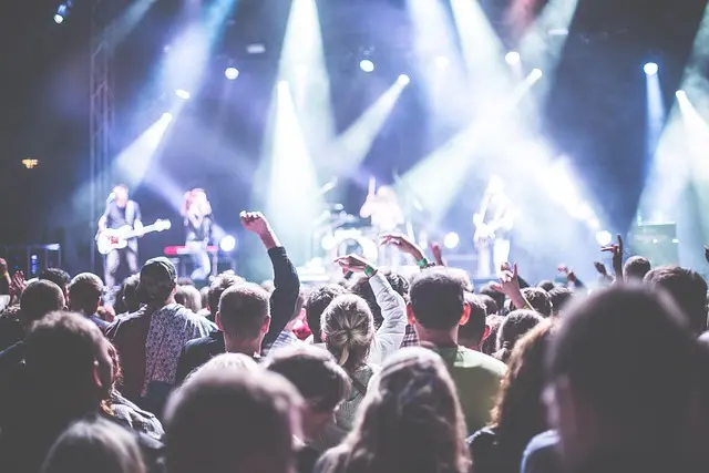Maximiser l'impact de votre webinaire avec les sondages