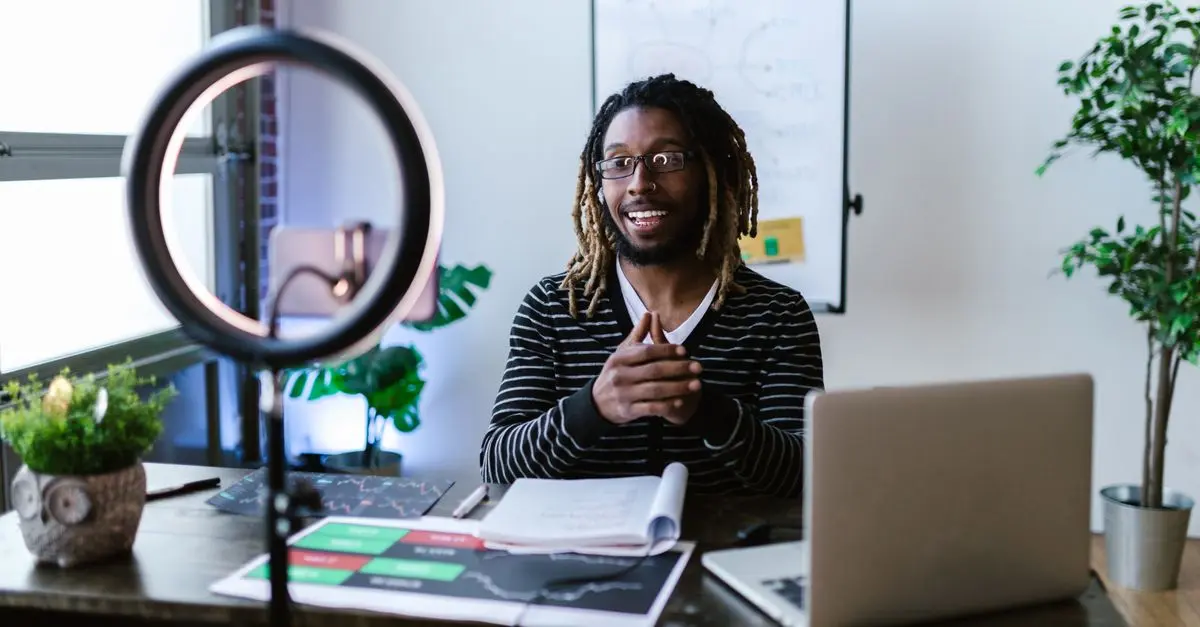 Comment promouvoir efficacement votre webinaire sur les réseaux sociaux