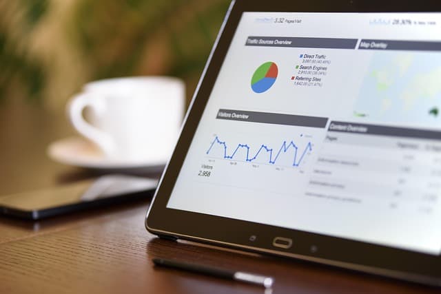 Comment tirer parti des analyses pour améliorer vos webinaires