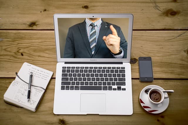 Comment animer un webinaire interactif et engageant